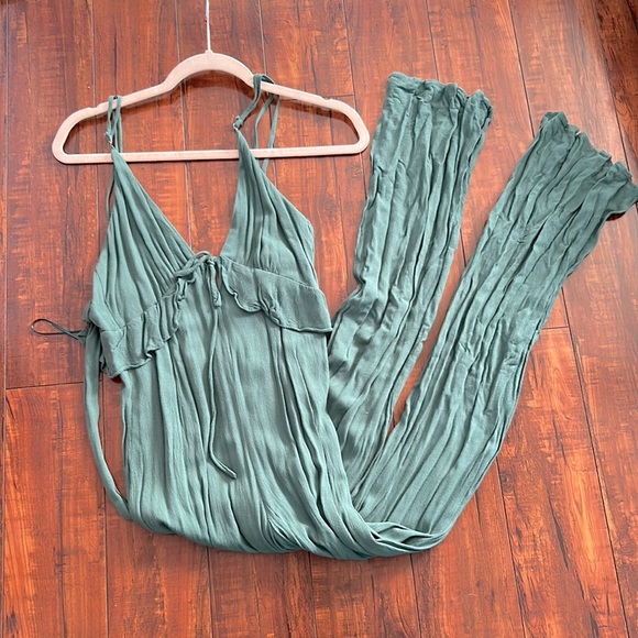 NanaMacs Jumpsuit - Picture 1 of 1